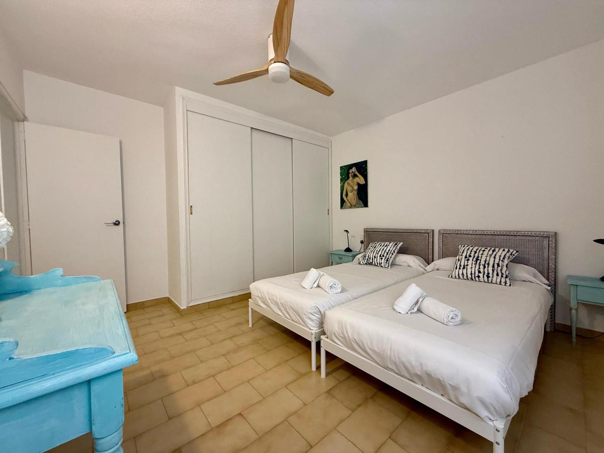 Apartamento Mistral Beach เอลกัมเปโญ ภายนอก รูปภาพ