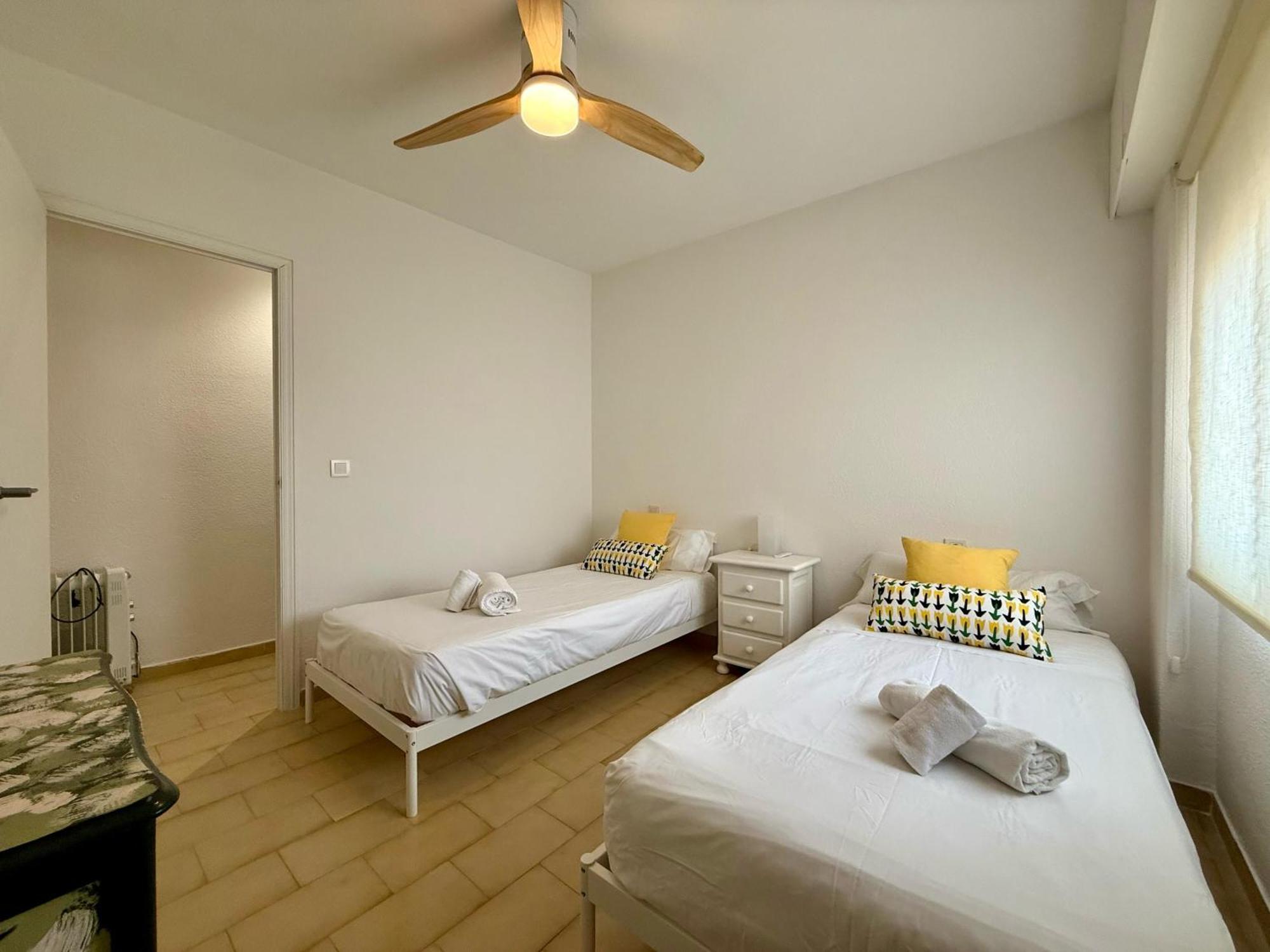 Apartamento Mistral Beach เอลกัมเปโญ ภายนอก รูปภาพ